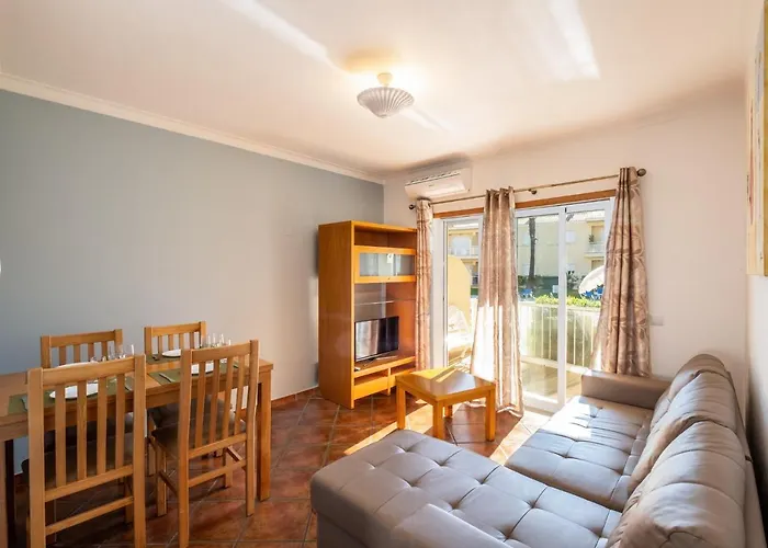 Jardins Vale De Parra ホリデーパーク